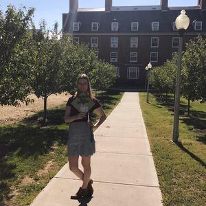 Meet your Posher, Liz